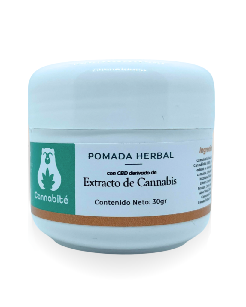 Imagen de referencia de nuestra pomada de 30 gramos Cannabité. Contiene Extracto de Flor de Cannabis (Cannabidiol CBD, Full Spectrum), Extracto de Caléndula, Extracto de Tabaco, Cera de Abejas, Aceite de Oliva, Aloe Vera, Extracto de ortiga y Aceite de coco, y ayuda en la regeneración de los tejidos y funciona como cicatrizante.